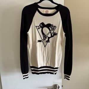 NHL Pittsburgh Penguins Sweater 100% Cotton Womens Medium EUC